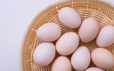 宝宝吃鸡蛋 宝宝吃鸡蛋注意事项 吃鸡蛋注意事项